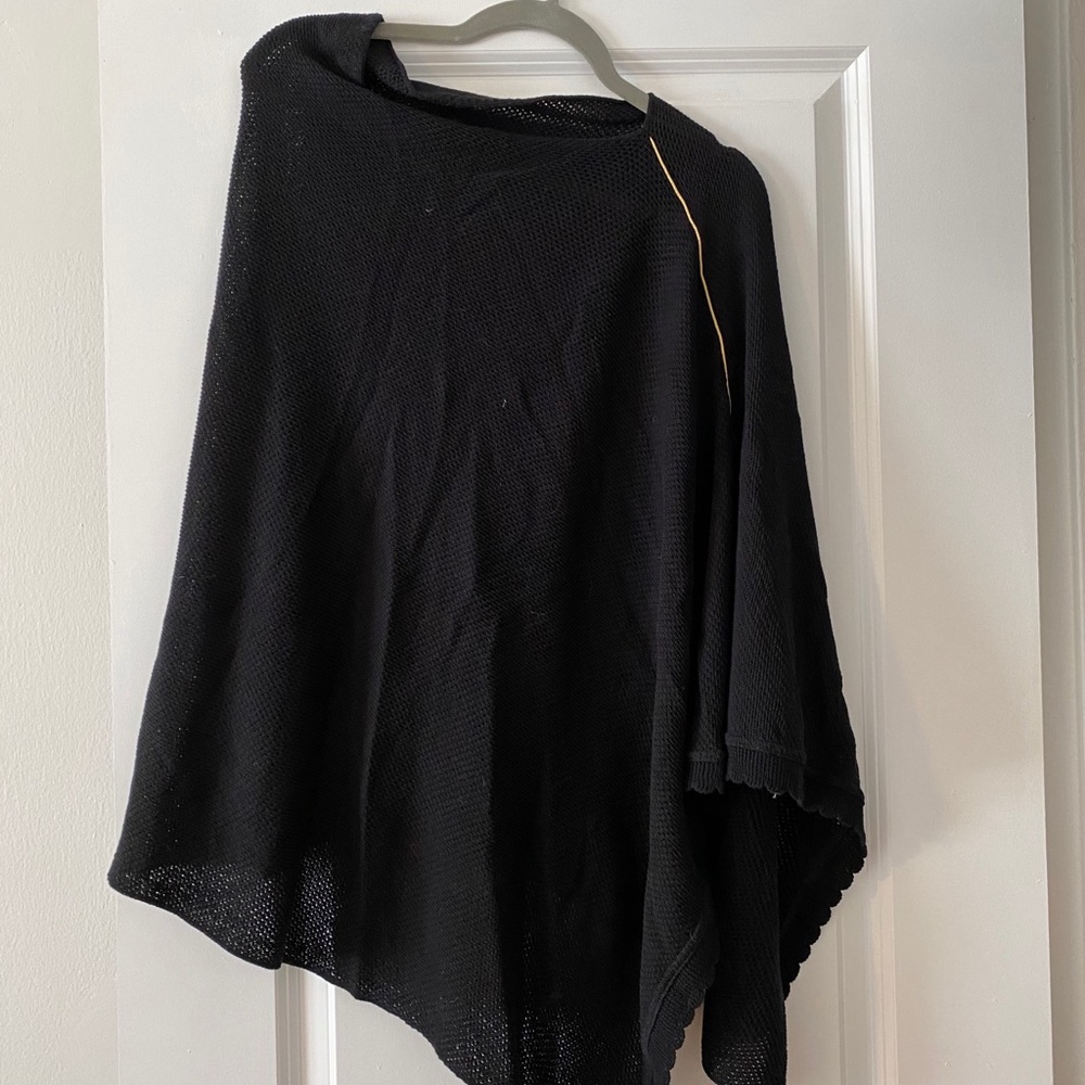 AMMA Cocoon Nursing Cover NWT